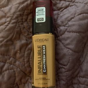 L’Oréal infallible 24 hour foundation spf25